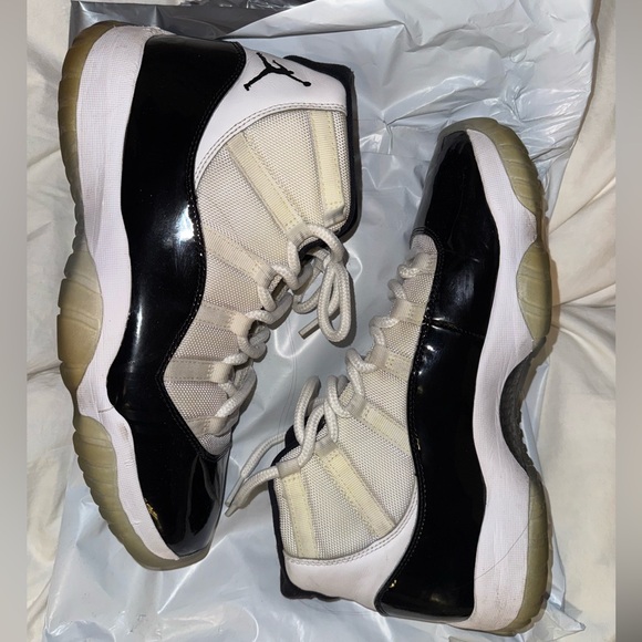 Jordan 11 ‘Concord’ 2018 - NO BOX - Picture 1 of 7